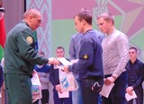 
							Служи достойно солдат					